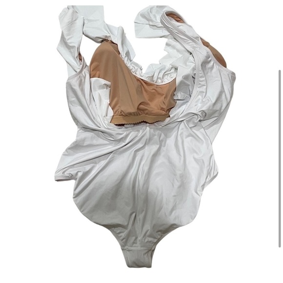 NWT J. Crew Size 24 White Scoop Neck Scoopback Ruffle One Piece Swimsuit AK952 - Picture 3 of 4